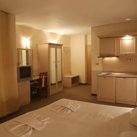 Apartment Menada Avalon